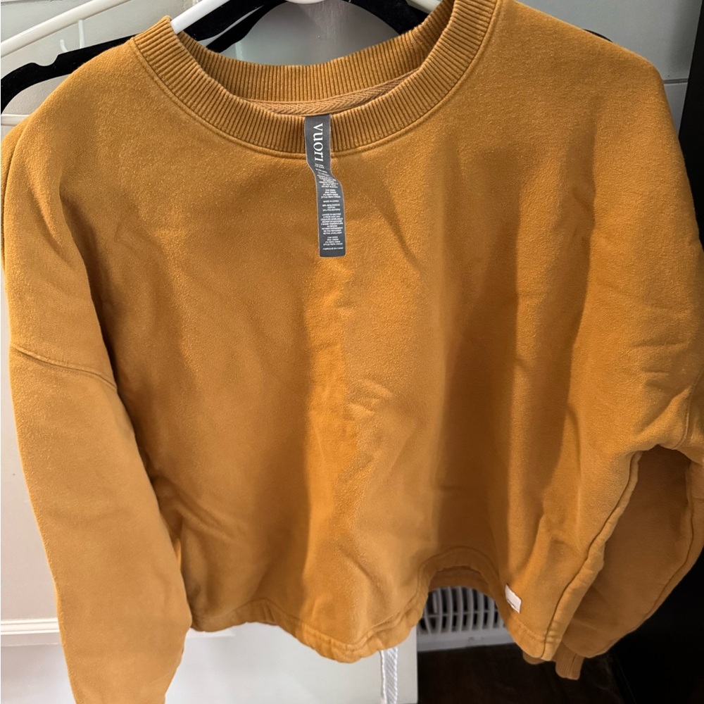 Vuori Yellow Crew Neck Sweater Modern Style
